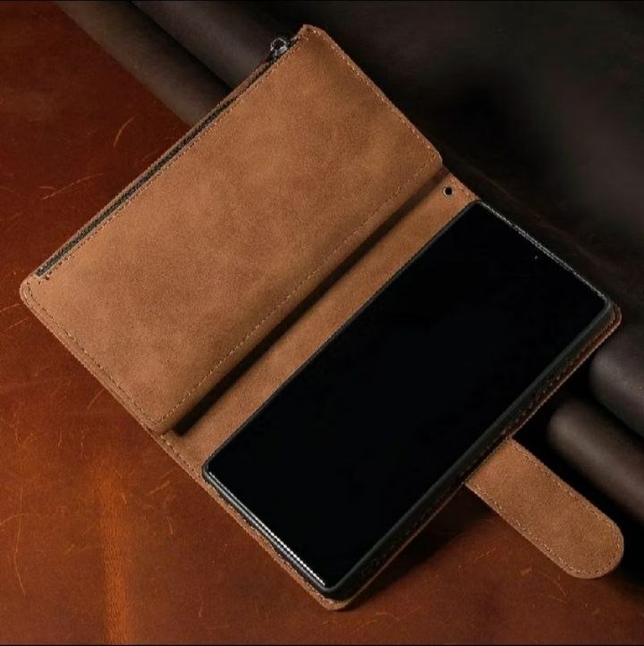 Interior Dompet Casing HP